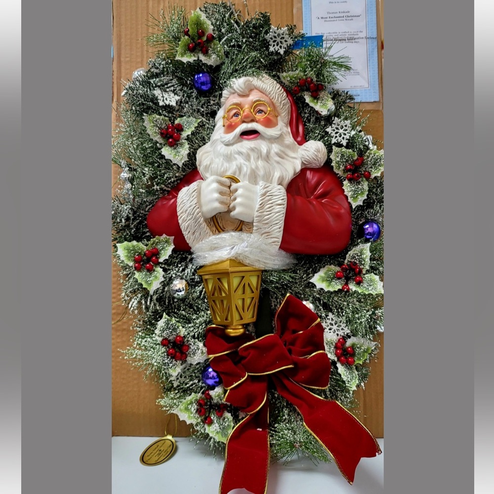Thomas Kinkade A Most Enchanted Christmas Wreath Lights Up.